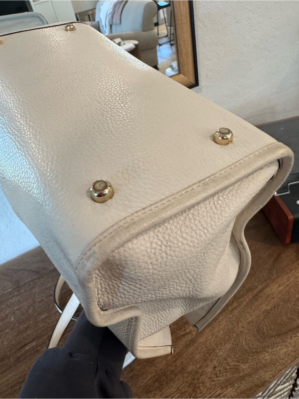 Ivory Coach Tote - Picture 5 of 7